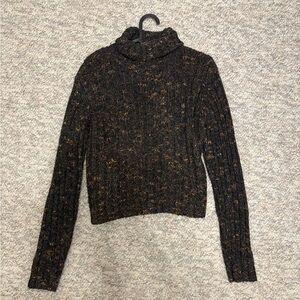 Elegant Speckled Turtleneck Sweater